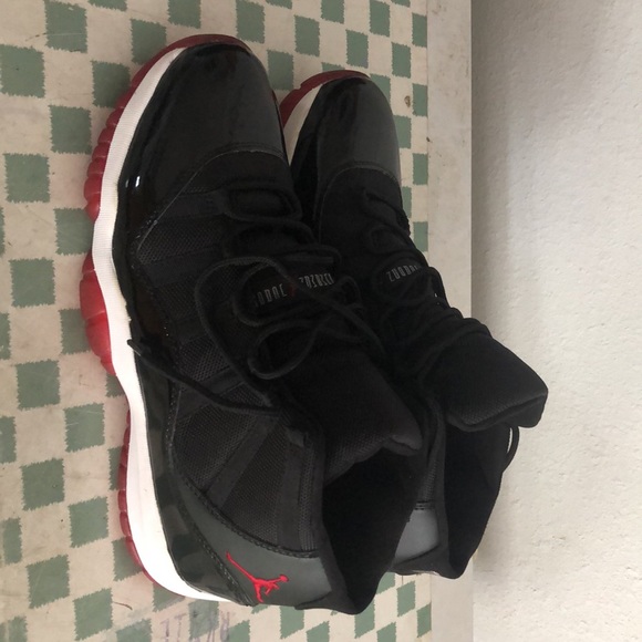 Jordan’s - Picture 4 of 9